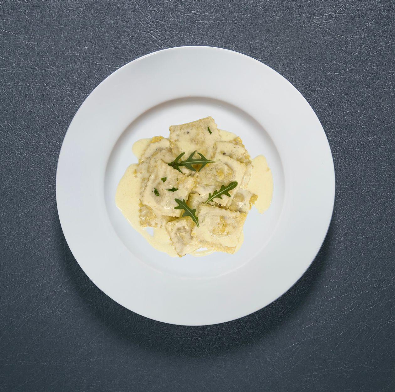 Quadrotto rucola e prosciutto crudo con crema al parmigiano